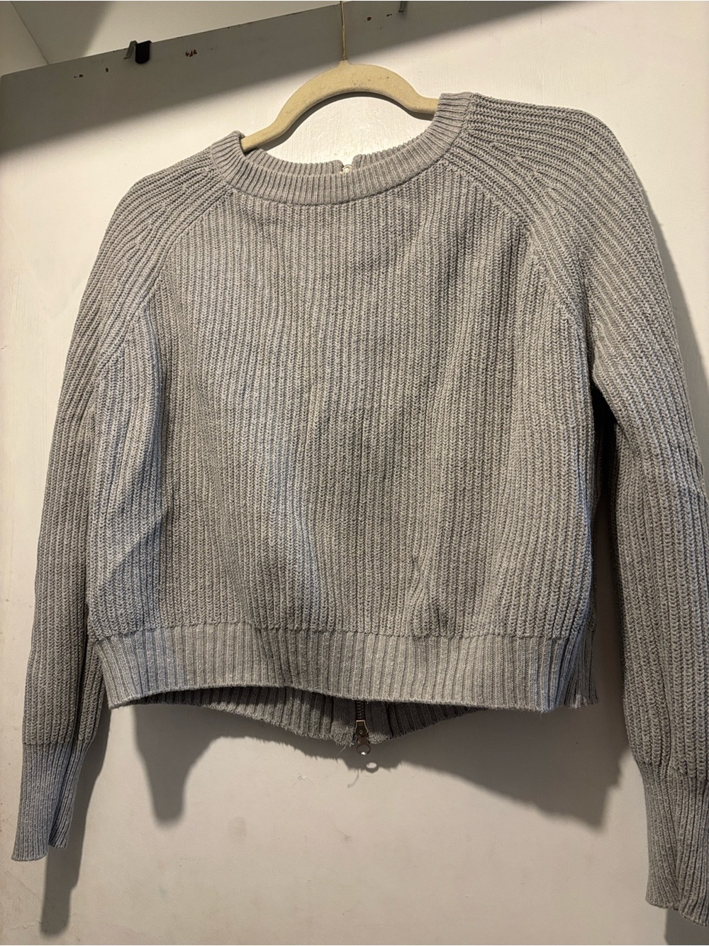 Philosophy Heather Gray Ribbed Crewneck Pullover